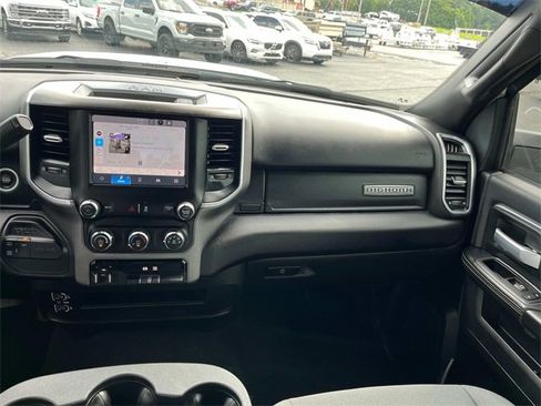 Used 2024 RAM 3500 Big Horn image 15