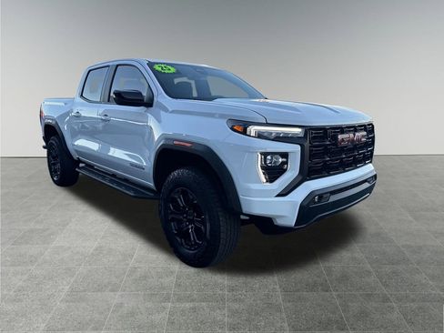 Used 2025 GMC Canyon Elevation w/ Convenience Package image 8