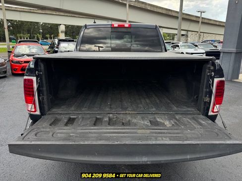 Used 2017 RAM 1500 Laramie w/ Convenience Group AWD/4WD image 32
