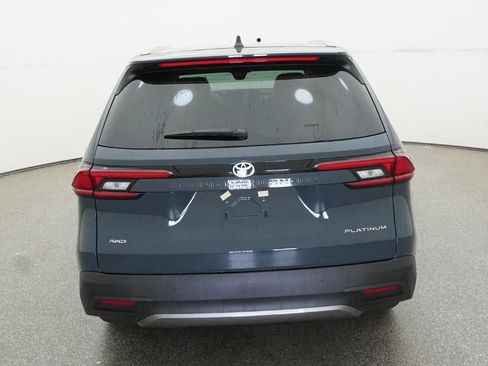 New 2026 Toyota Grand Highlander Platinum image 7