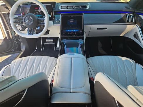 Used 2025 Mercedes-Benz S 63 AMG S image 19