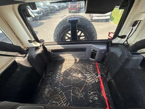 Used 2015 Jeep Wrangler Unlimited Sport w/ Quick Order Package 24S AWD/4WD image 20