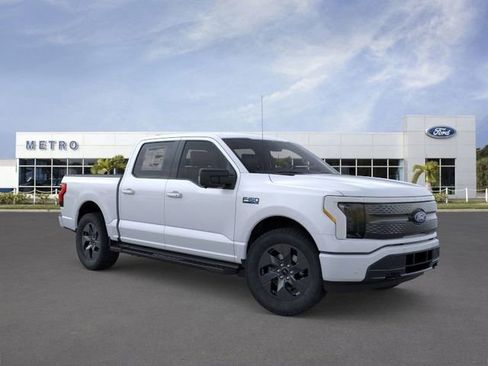 New 2025 Ford F150 Lightning Flash image 7