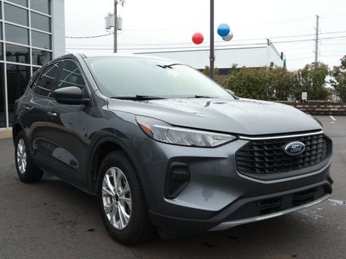 Used 2024 Ford Escape Active image 3
