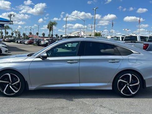 Used 2020 Honda Accord Sport image 7