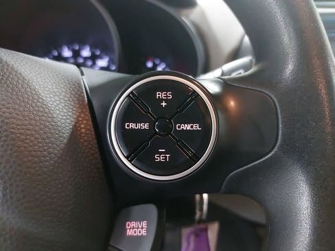 Used 2019 Kia Soul FWD image 17