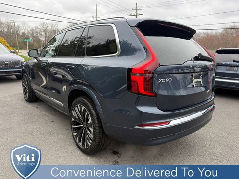 New 2026 Volvo XC90 B5 Plus w/ Protection Package AWD/4WD image 6