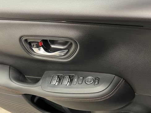 New 2025 Honda HR-V Sport image 14