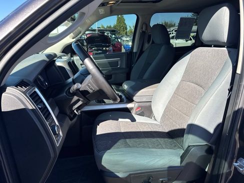 Used 2018 RAM 1500 Big Horn AWD/4WD image 10