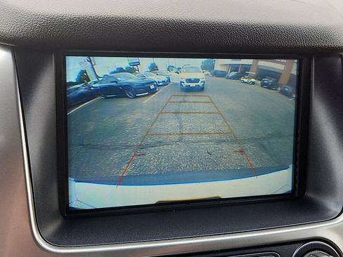 Used 2019 Chevrolet Tahoe LS RWD image 17