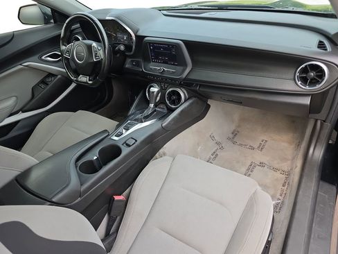 Used 2023 Chevrolet Camaro LT RWD image 13