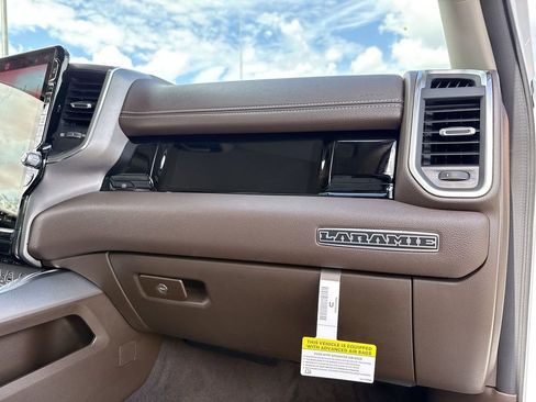New 2026 RAM 1500 Laramie AWD/4WD image 30