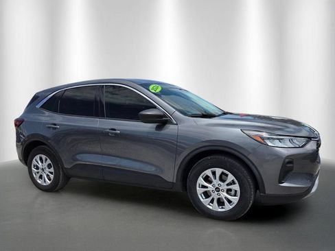 Used 2024 Ford Escape Active FWD image 2