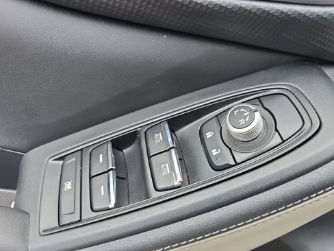 Used 2023 Subaru Forester Limited AWD/4WD image 19