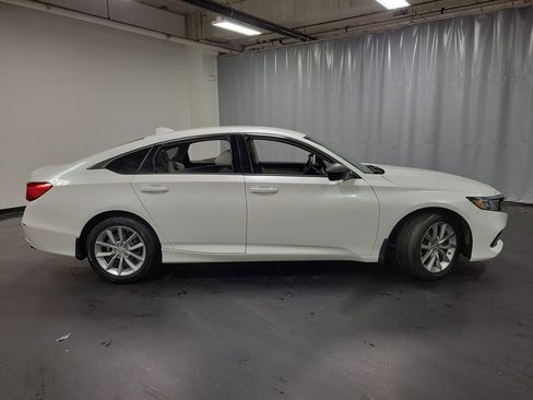 Used 2021 Honda Accord LX image 9