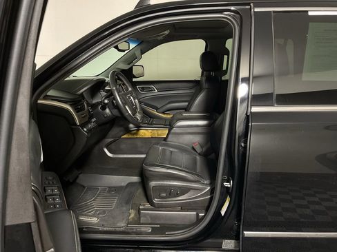 Used 2017 GMC Yukon Denali w/ Open Road Package image 22