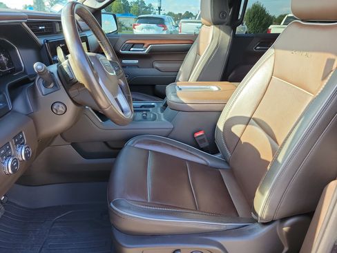 Used 2022 GMC Sierra 1500 Denali w/ Denali Reserve Package image 13