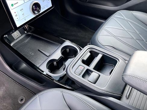 Used 2025 Ford Mustang Mach-E Select image 21