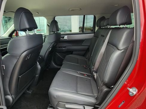 Used 2026 Hyundai Santa Fe SEL FWD image 16