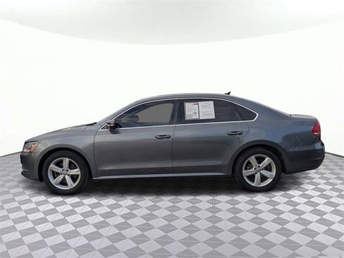 Used 2013 Volkswagen Passat 2.5 SE image 5