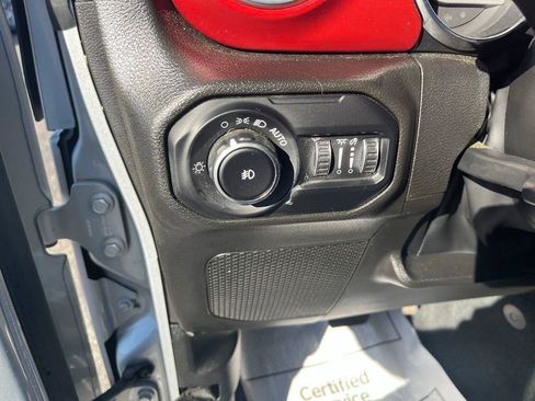 Used 2022 Jeep Wrangler Unlimited Rubicon w/ Steel Bumper Group image 13