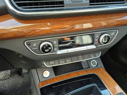 Used 2023 Audi Q5 2.0T Premium Plus image 30