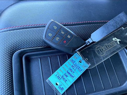 Used 2021 Chevrolet Suburban RST w/ Luxury Package image 36