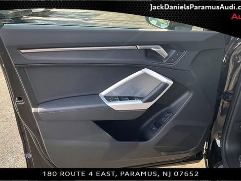 Used 2024 Audi Q3 2.0T Premium w/ Convenience Package image 16