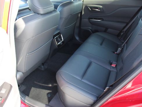 Used 2025 Toyota Crown Signia image 15