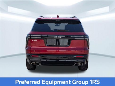 Used 2026 Chevrolet Traverse RS FWD image 5
