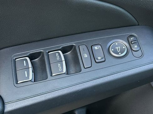 Certified 2024 Honda Civic EX-L image 12