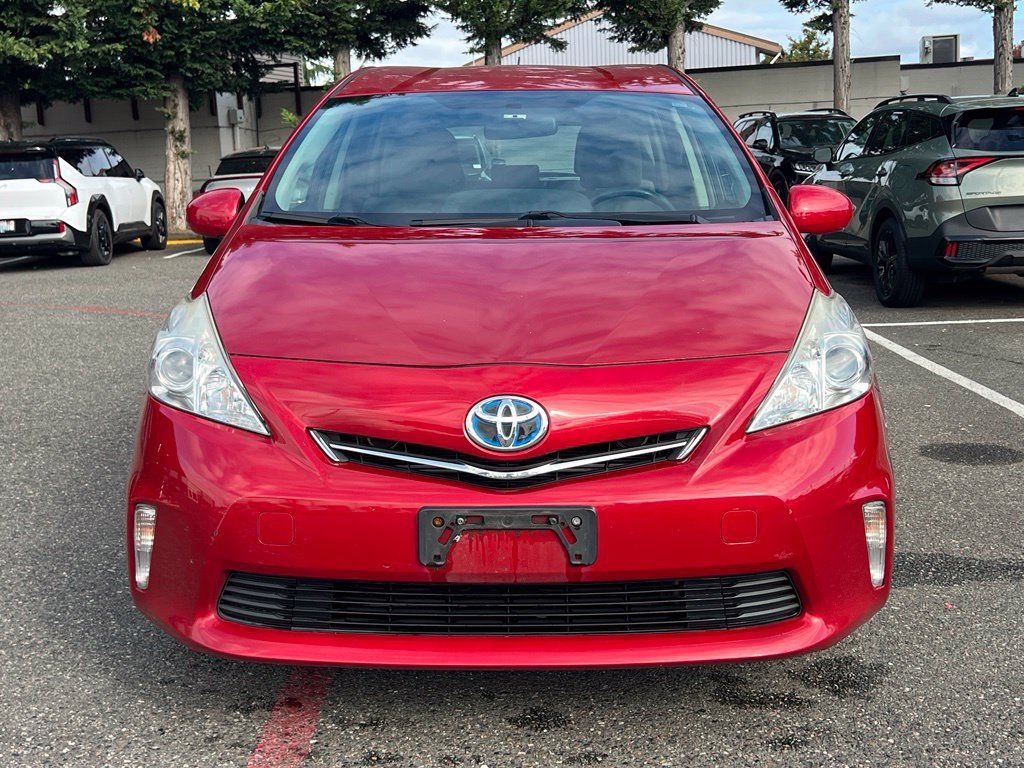 Used 2014 Toyota Prius V Three FWD image 4