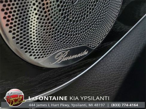 Used 2015 Mercedes-Benz C 300 4MATIC Sedan image 16