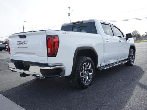 Used 2023 GMC Sierra 1500 SLT w/ SLT Convenience Package image 5