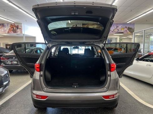 Used 2019 Kia Sportage LX FWD image 31