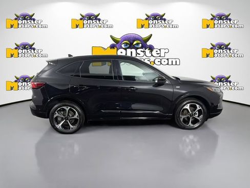 Used 2023 Ford Escape ST-Line Elite w/ Premium Technology Package image 4