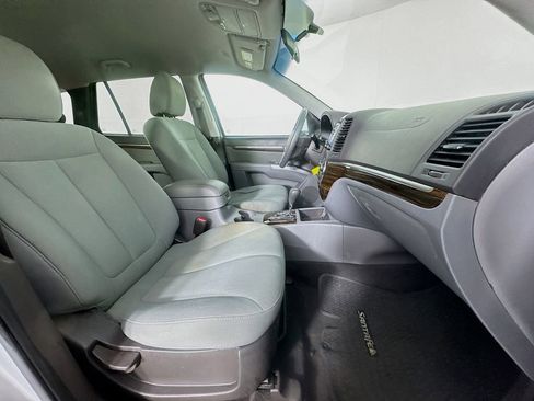 Used 2011 Hyundai Santa Fe GLS image 32