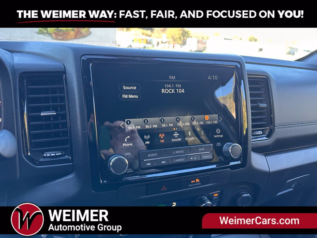 Used 2022 Nissan Frontier PRO-4X w/ Pro-4X Premium Package AWD/4WD image 17