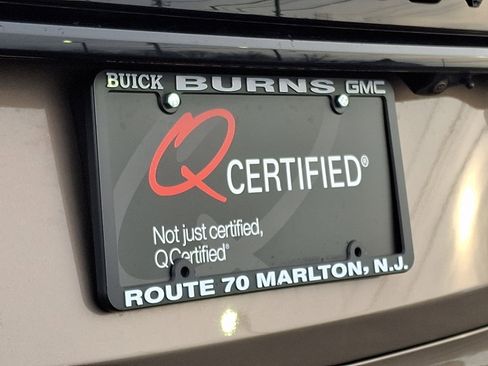 Used 2020 Land Rover Range Rover Velar R-Dynamic S image 31