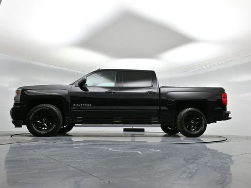 Used 2017 Chevrolet Silverado 1500 LT w/ LT Eassist Package image 8