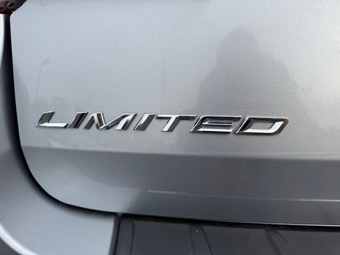 Used 2020 Ford Explorer Limited w/ Class III Trailer Tow Package image 4