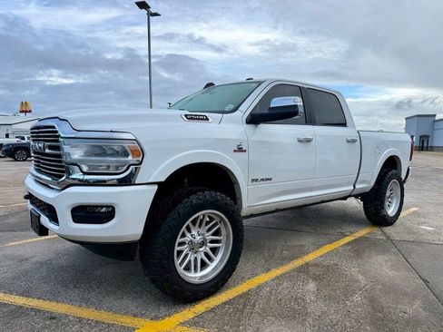 Used 2022 RAM 2500 Laramie AWD/4WD image 4