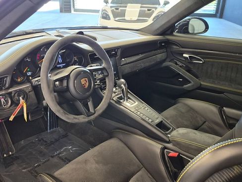 Certified 2019 Porsche 911 GT3 image 12