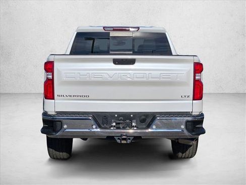 Used 2019 Chevrolet Silverado 1500 LTZ w/ LTZ Premium Package image 5