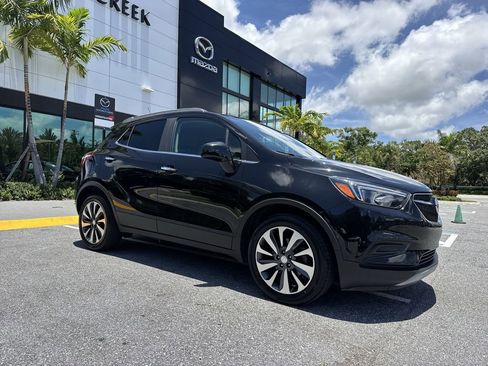 Used 2021 Buick Encore Preferred w/ Safety Package FWD image 22