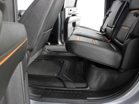 Used 2025 GMC Sierra 2500 AT4 w/ AT4 Premium Plus Package AWD/4WD image 22