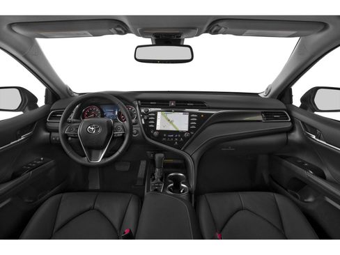 Used 2020 Toyota Camry XSE FWD image 9
