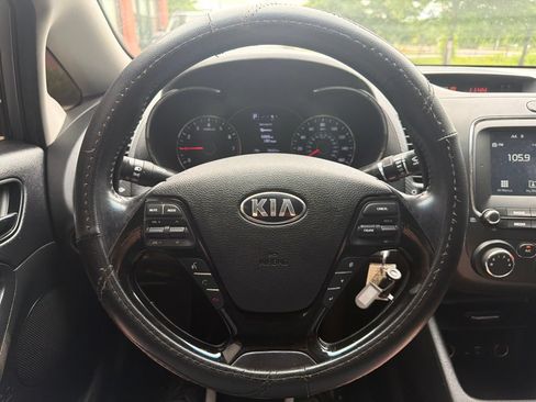 Used 2018 Kia Forte S FWD image 29