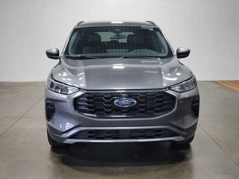 Used 2023 Ford Escape ST-Line AWD/4WD image 3