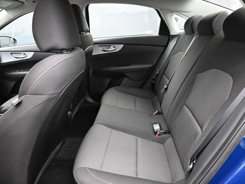 Used 2023 Kia Forte LXS w/ LXS Technology Package FWD image 12